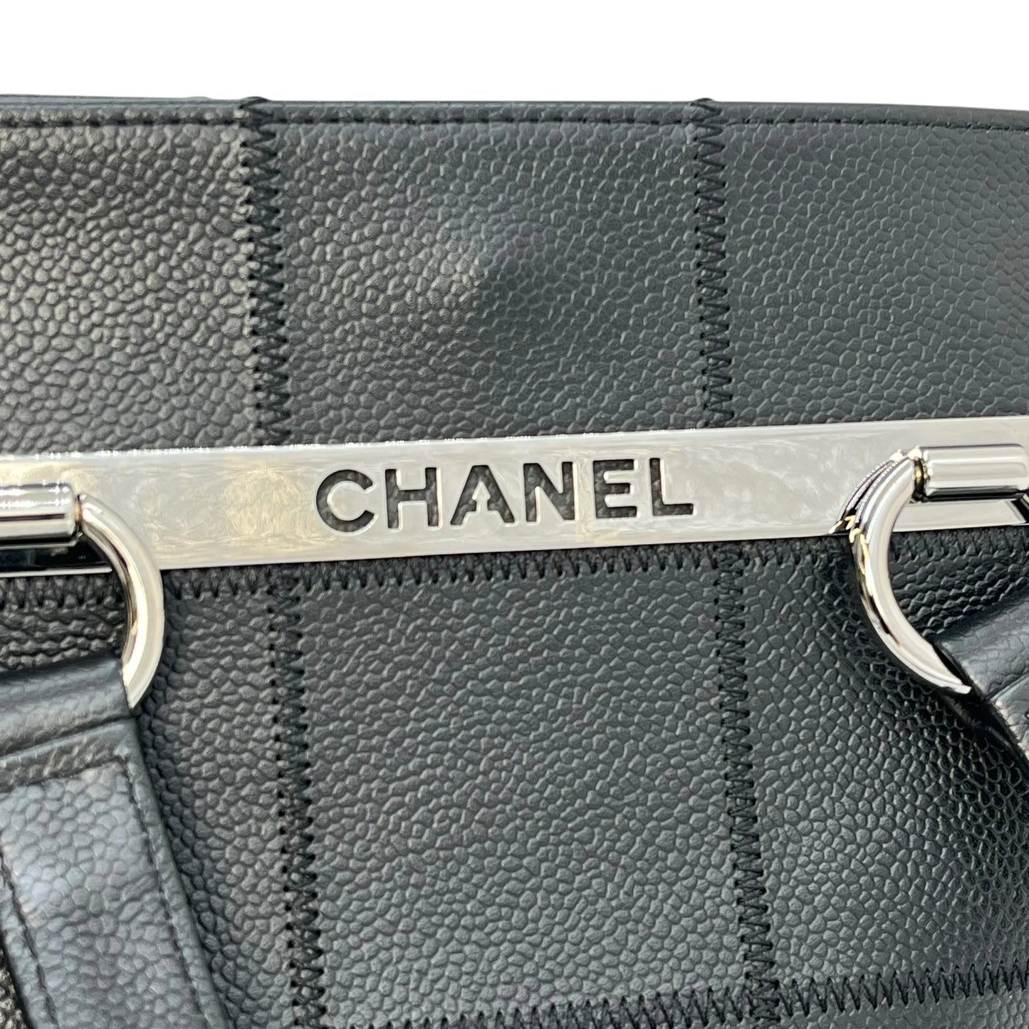 CHANEL Chocolate Bar Tote Bag - Black