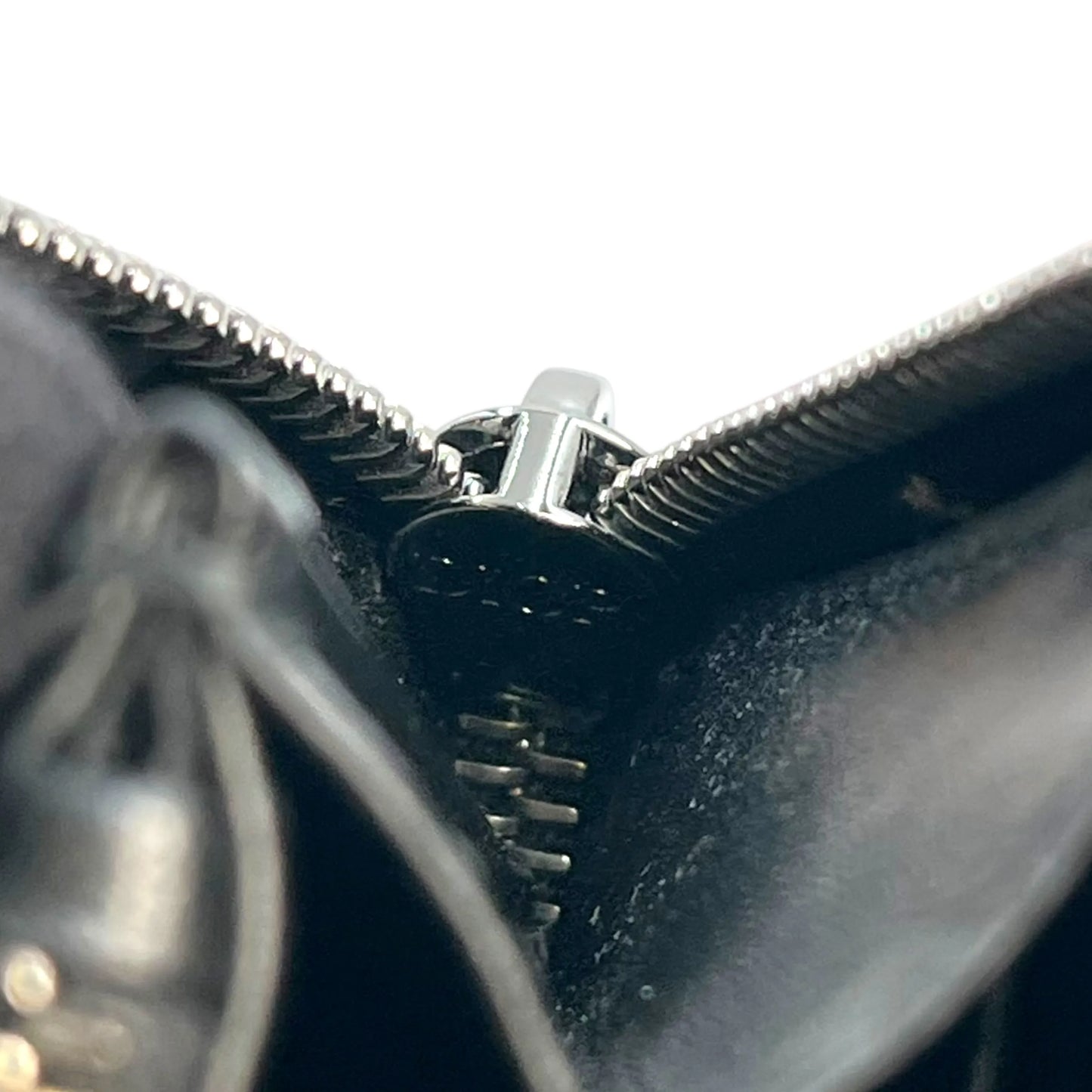 Dior CD Icon Round Zipper Long Wallet - Black