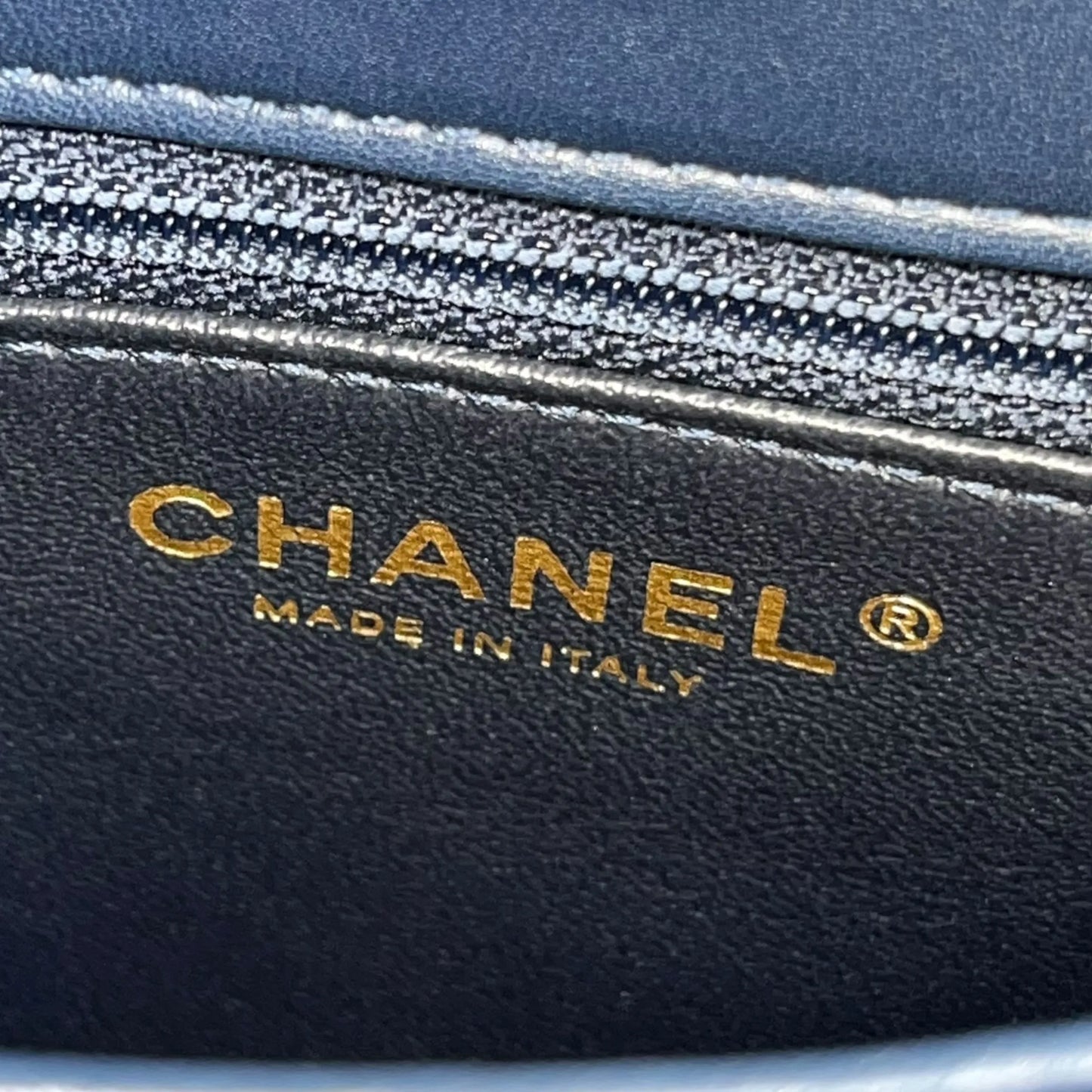 CHANEL Materasse Top Handle Trendy CC Chain Shoulder Bag - Navy