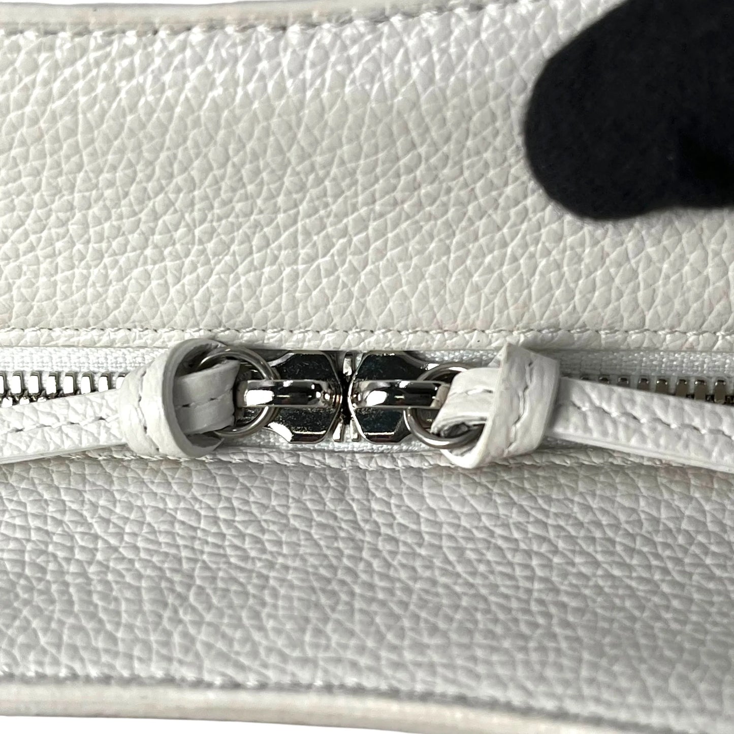 Balenciaga Neo Classic City Hand Bag - White