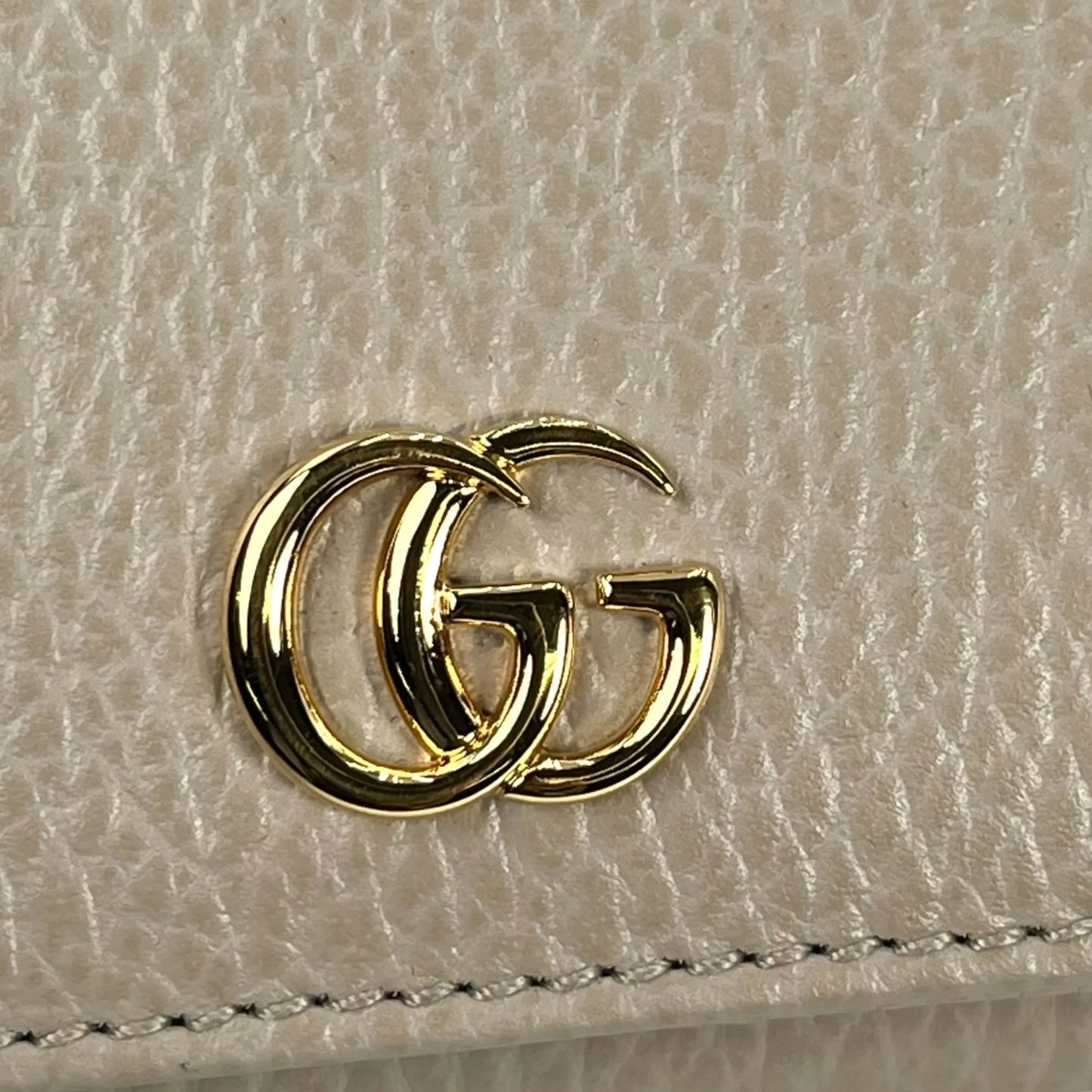 GUCCI Double G Compact Wallet - Gray