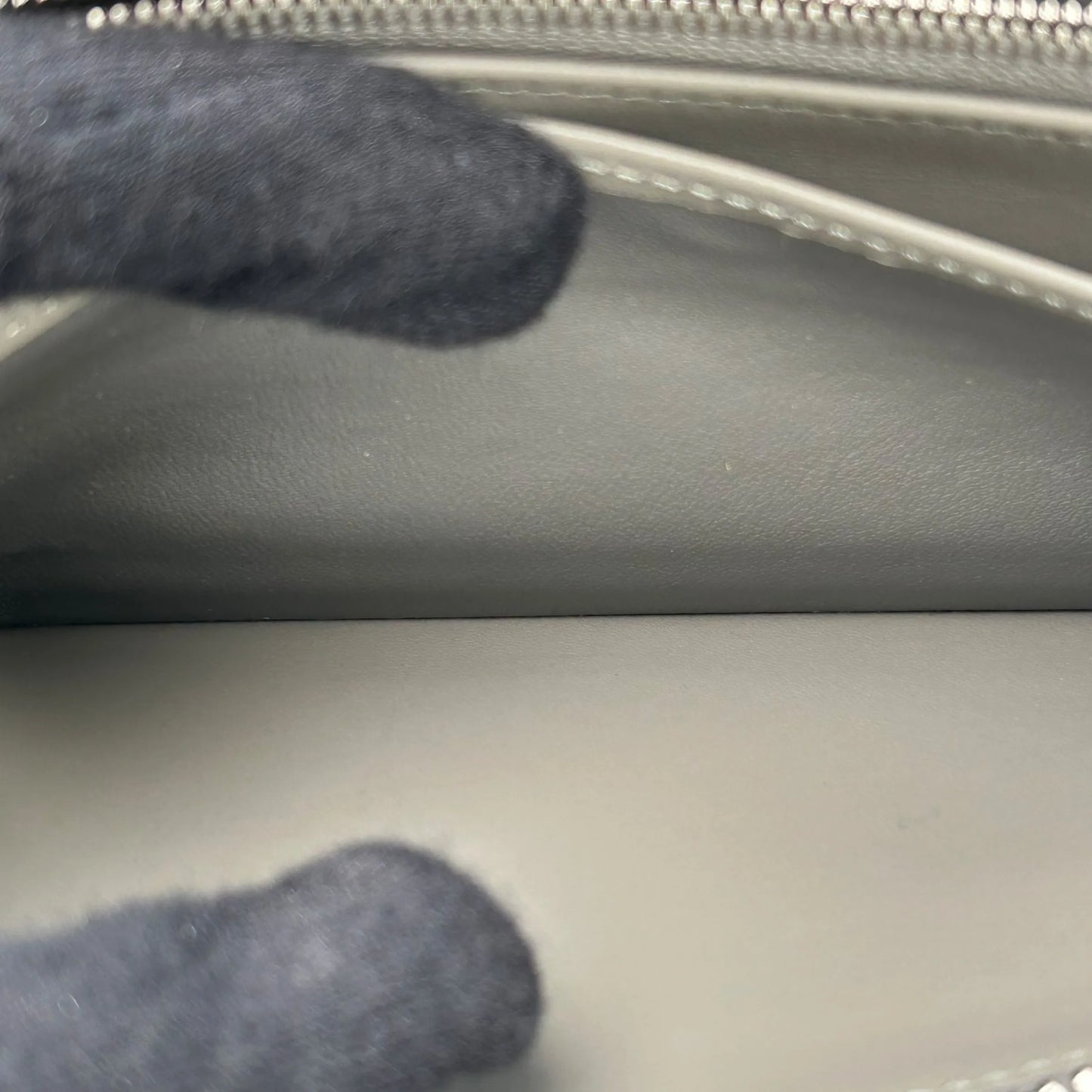 Louis Vuitton Monogram Mahina Long Wallet - Silver