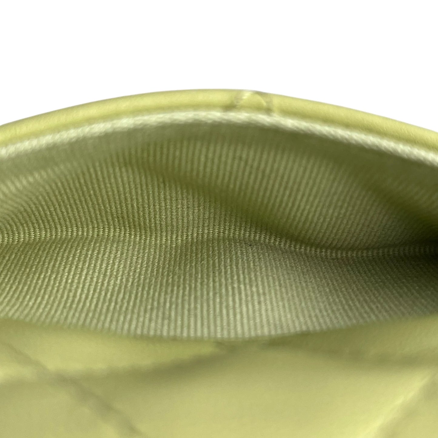 CHANEL Materasse Lambskin Card Case - Lime Yellow