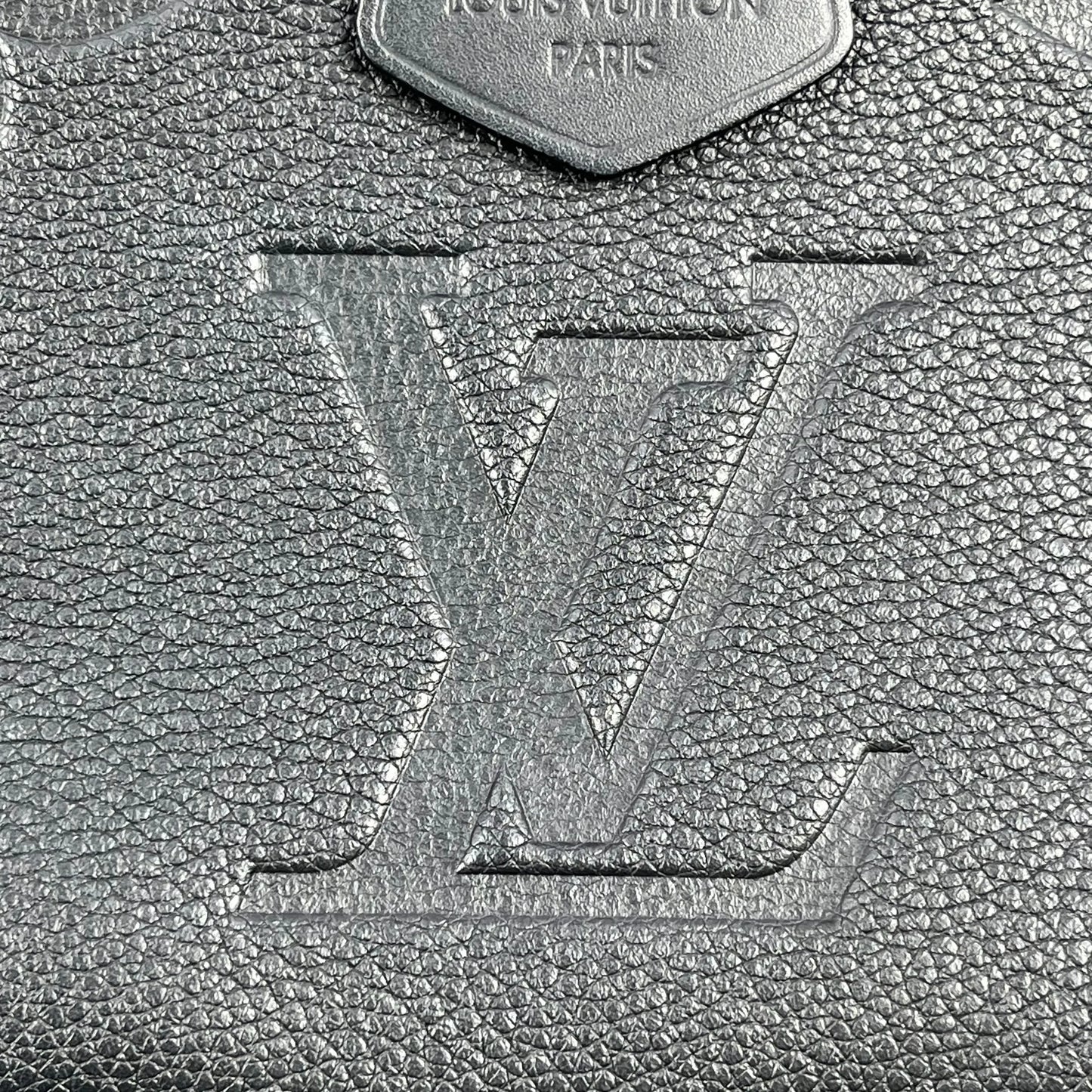 Louis Vuitton Monogram Empreinte Multi Pochette Hand Bag - Black