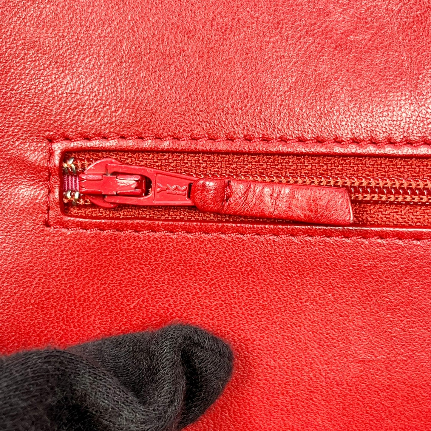 CHANEL Matelasse Chain Wallet Shoulder Bag - Red