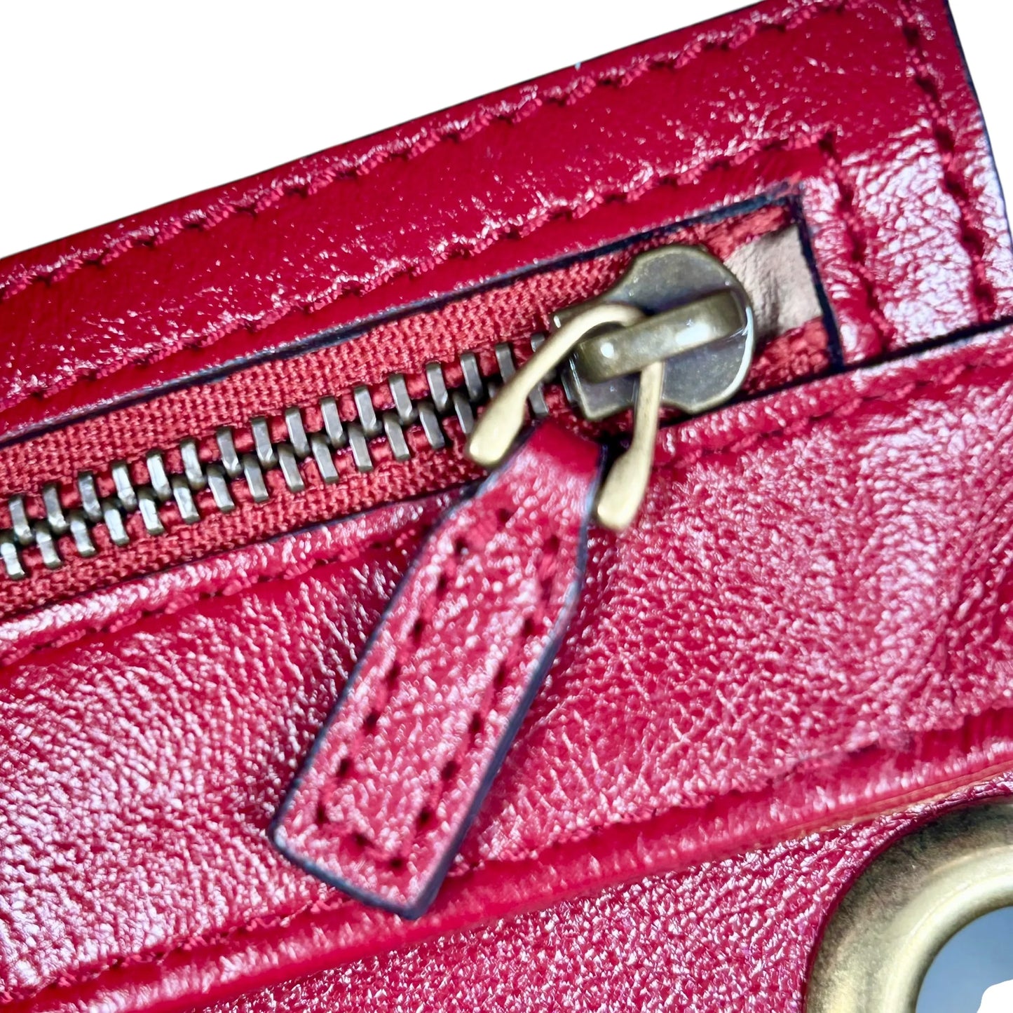 GUCCI GG Marmont Quilted Chain Shoulder Bag