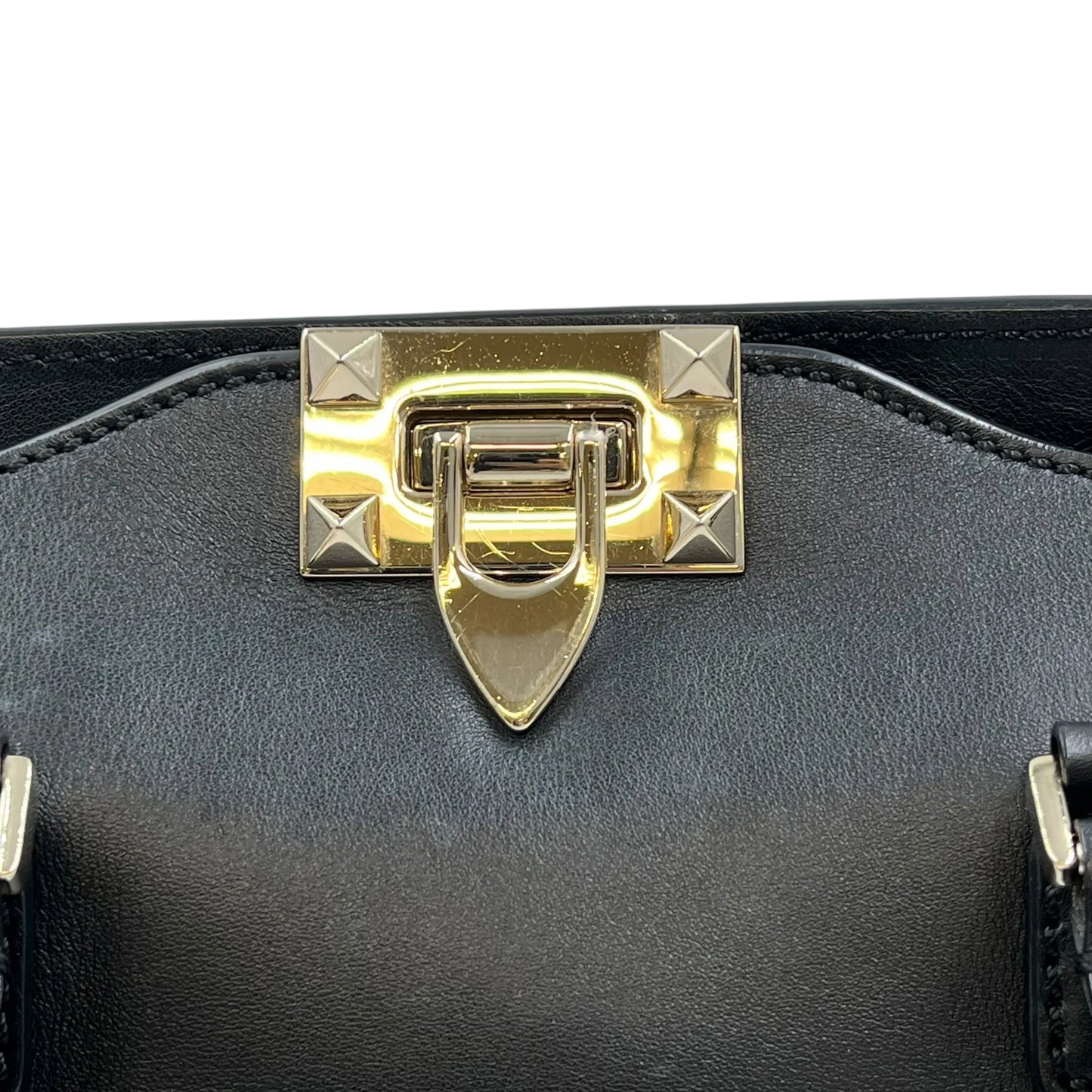 Valentino Garavani Rockstud Hand Bag Shoulder Bag - Black