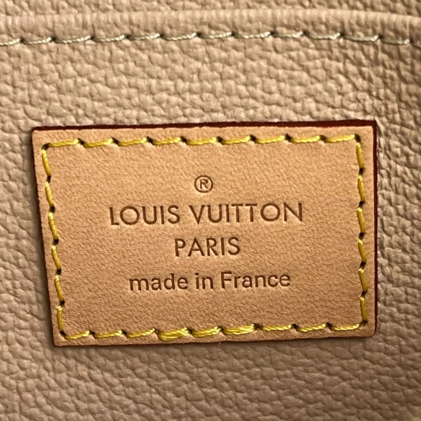 Louis Vuitton Damier Azur Pochette Cosmetic Pouch - White
