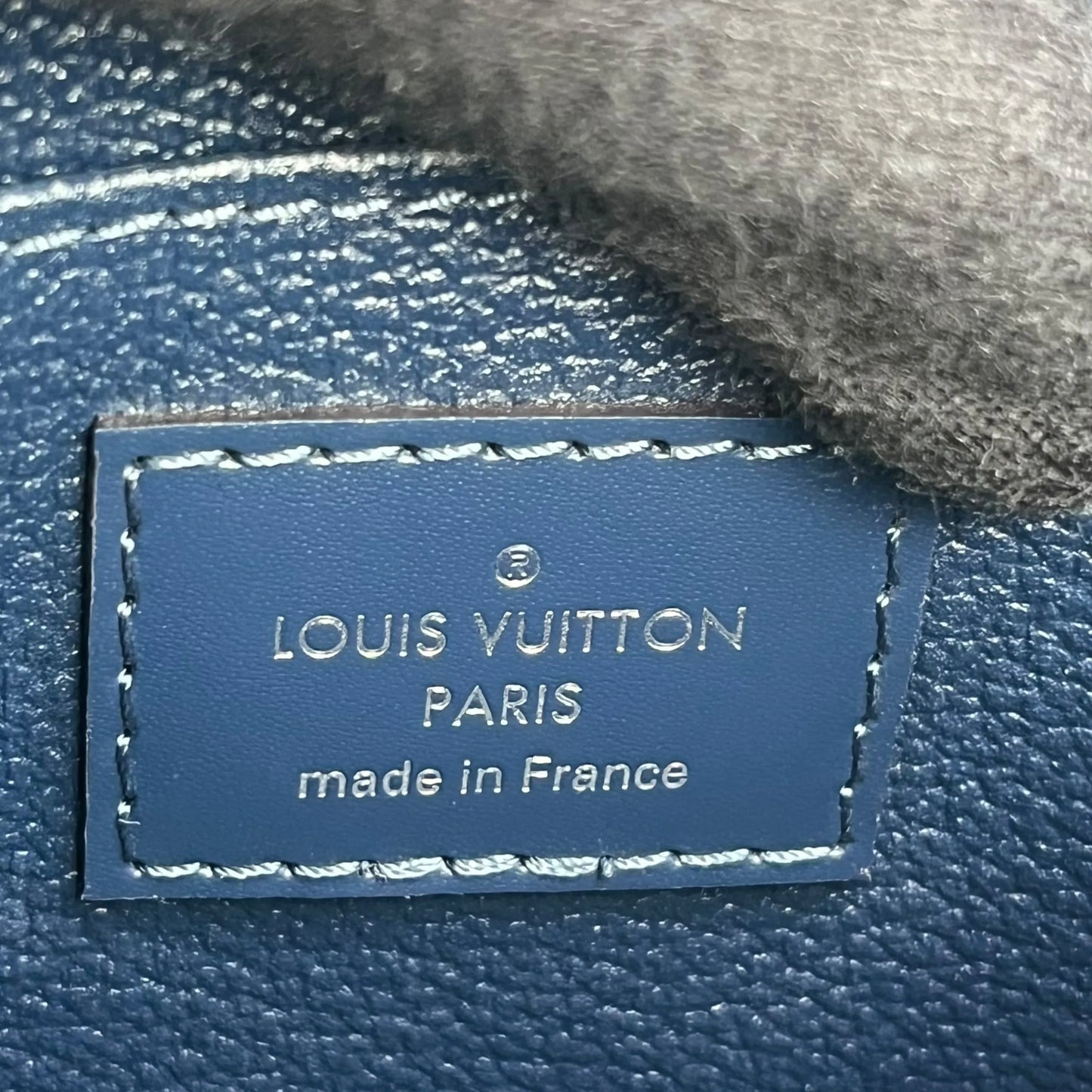 Louis Vuitton Epi Pochette Cosmetic Pouch - Navy