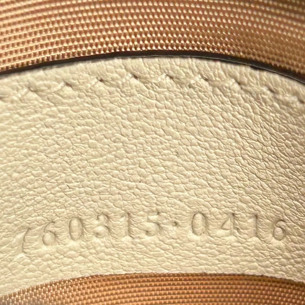 GUCCI Blondie Shoulder Bag - White
