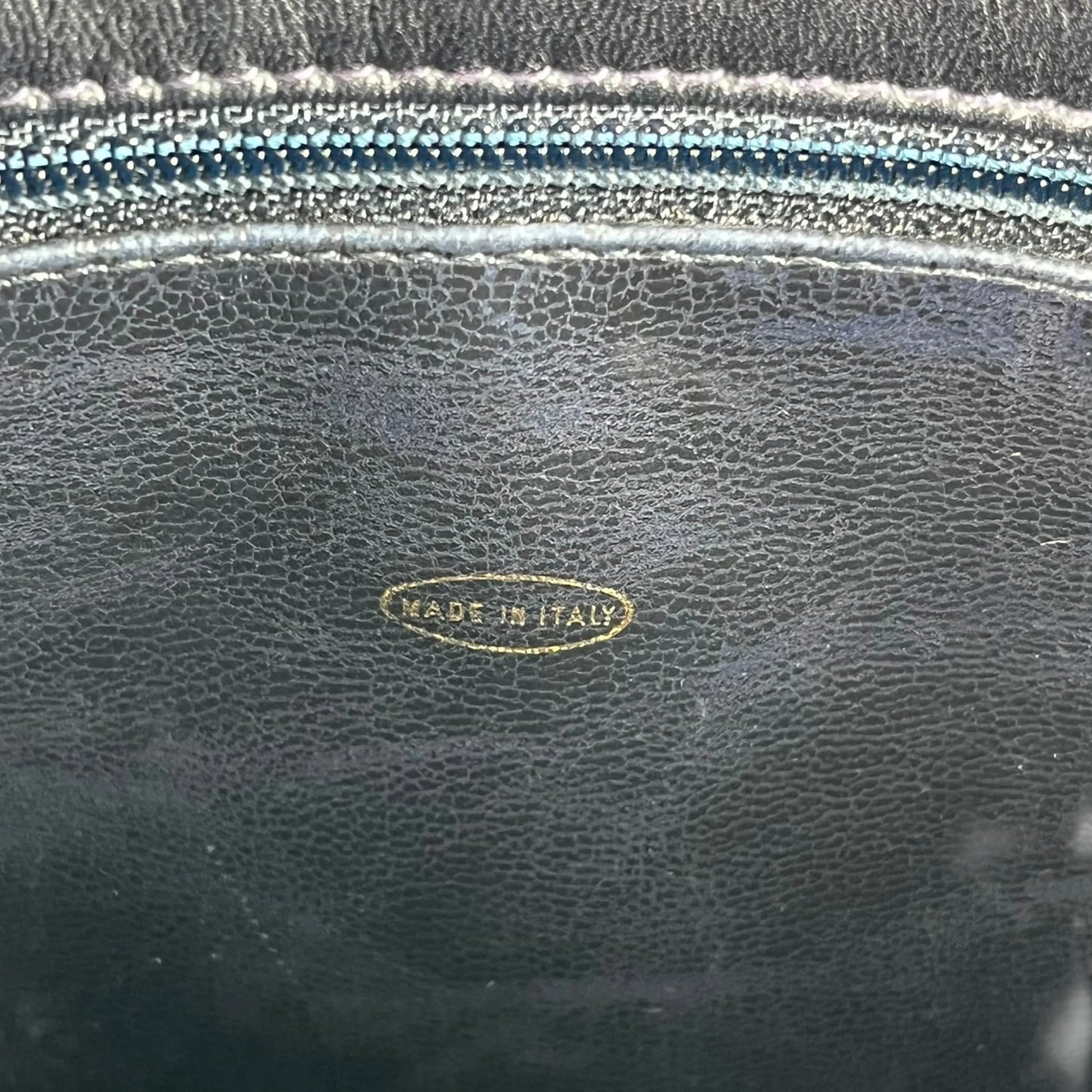 CHANEL CC Logo Lambskin Chain Shoulder Bag - Black