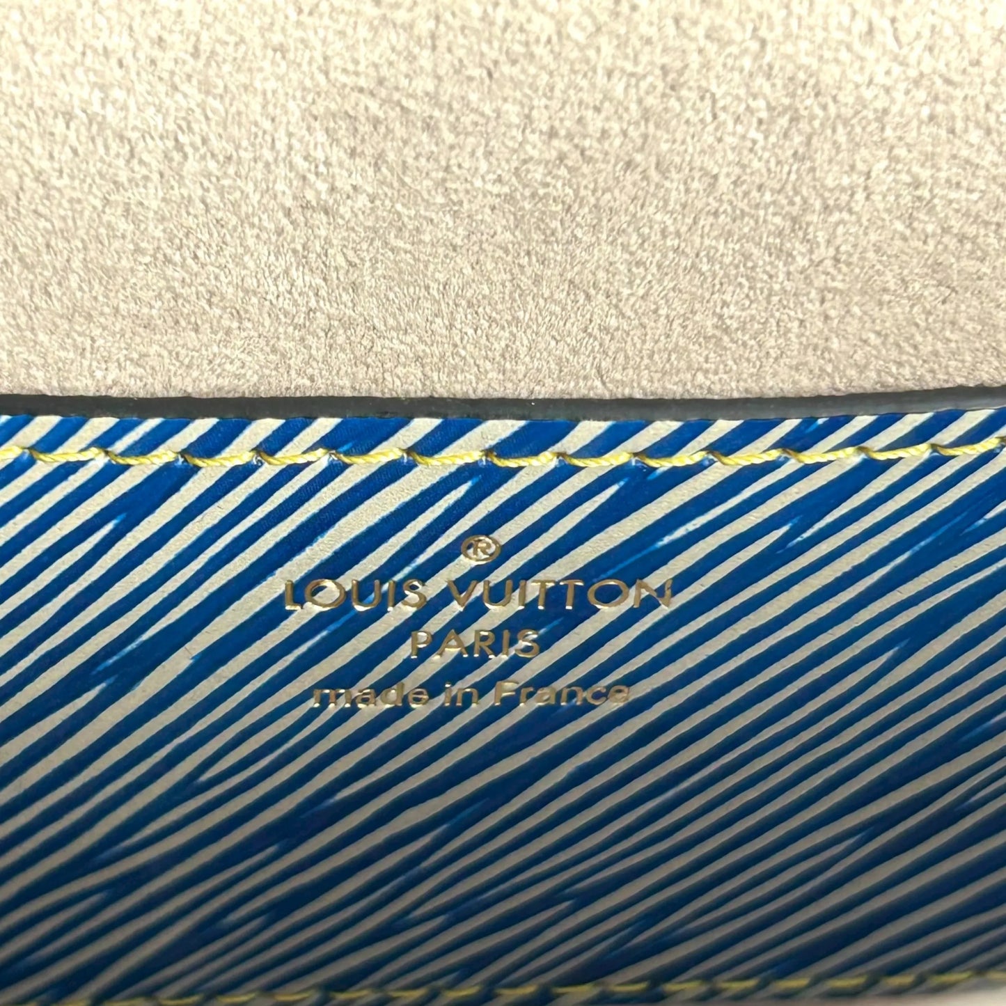Louis Vuitton Twist MM Epi Leater Light Denim Shoulder Bag - Blue