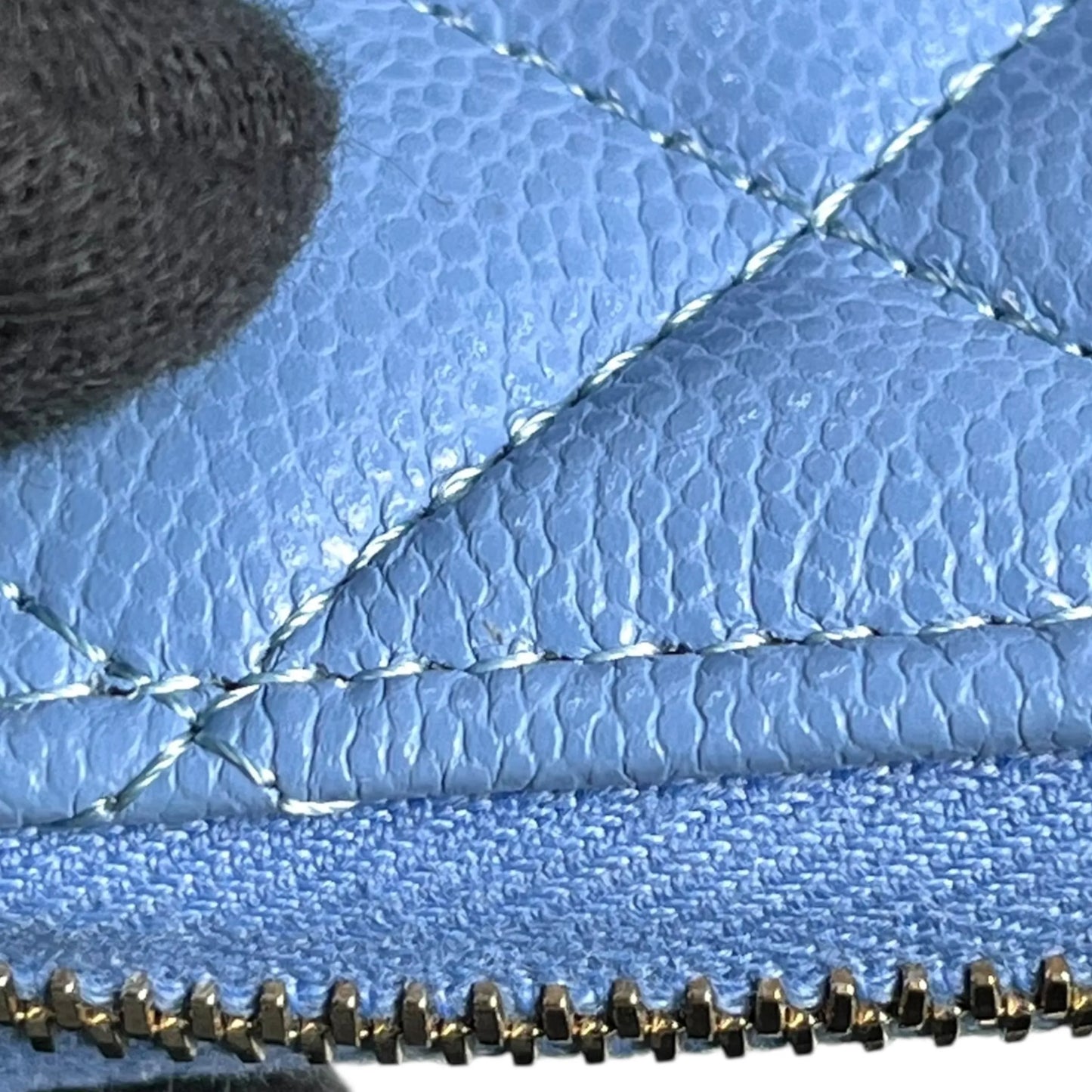 CHANEL Caviarskin Classic Zipped Coin Case - Blue