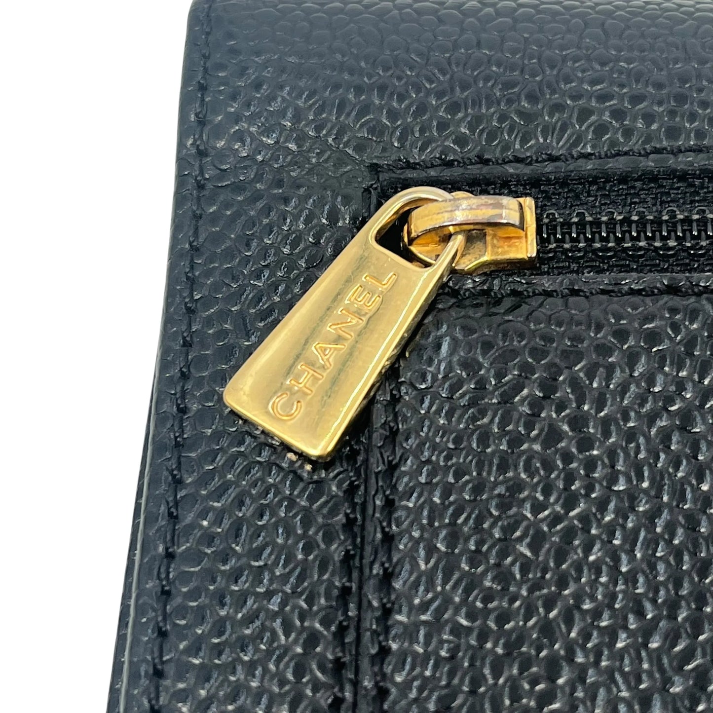 CHANEL Coco Mark Compact Wallet - Black