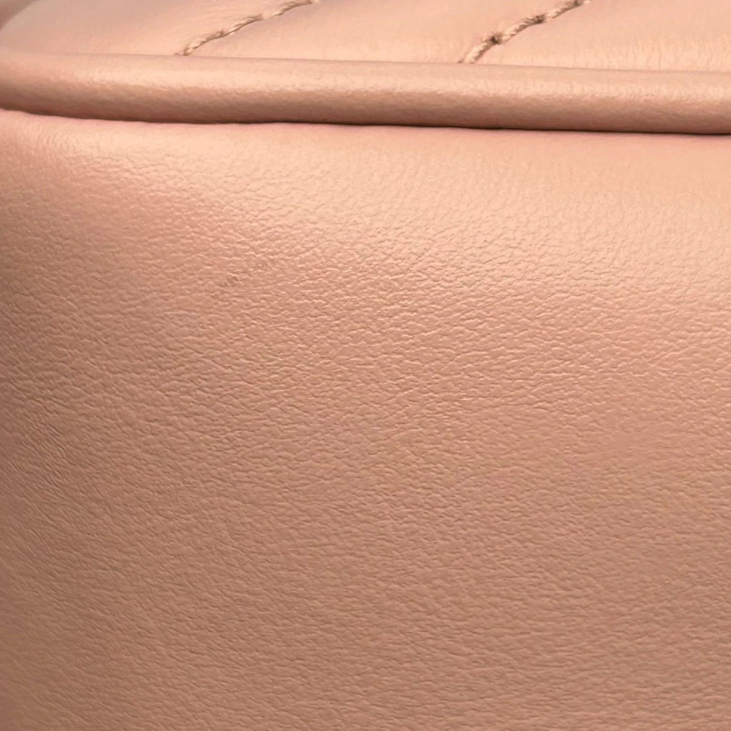 GUCCI GG Marmont Mini Bag Shoulder Bag - Pink