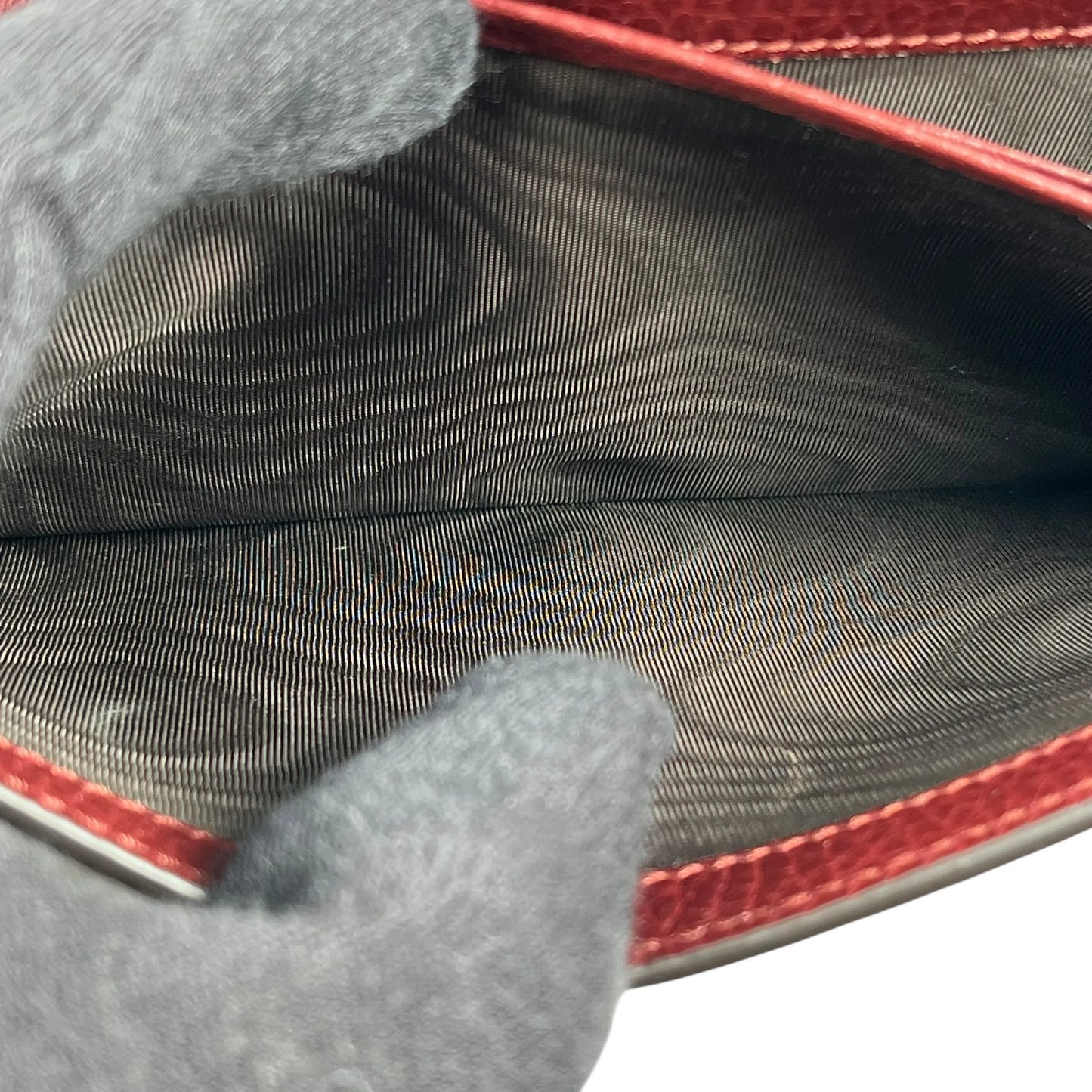 GUCCI Dionysus GG Supreme Chain Wallet - Red