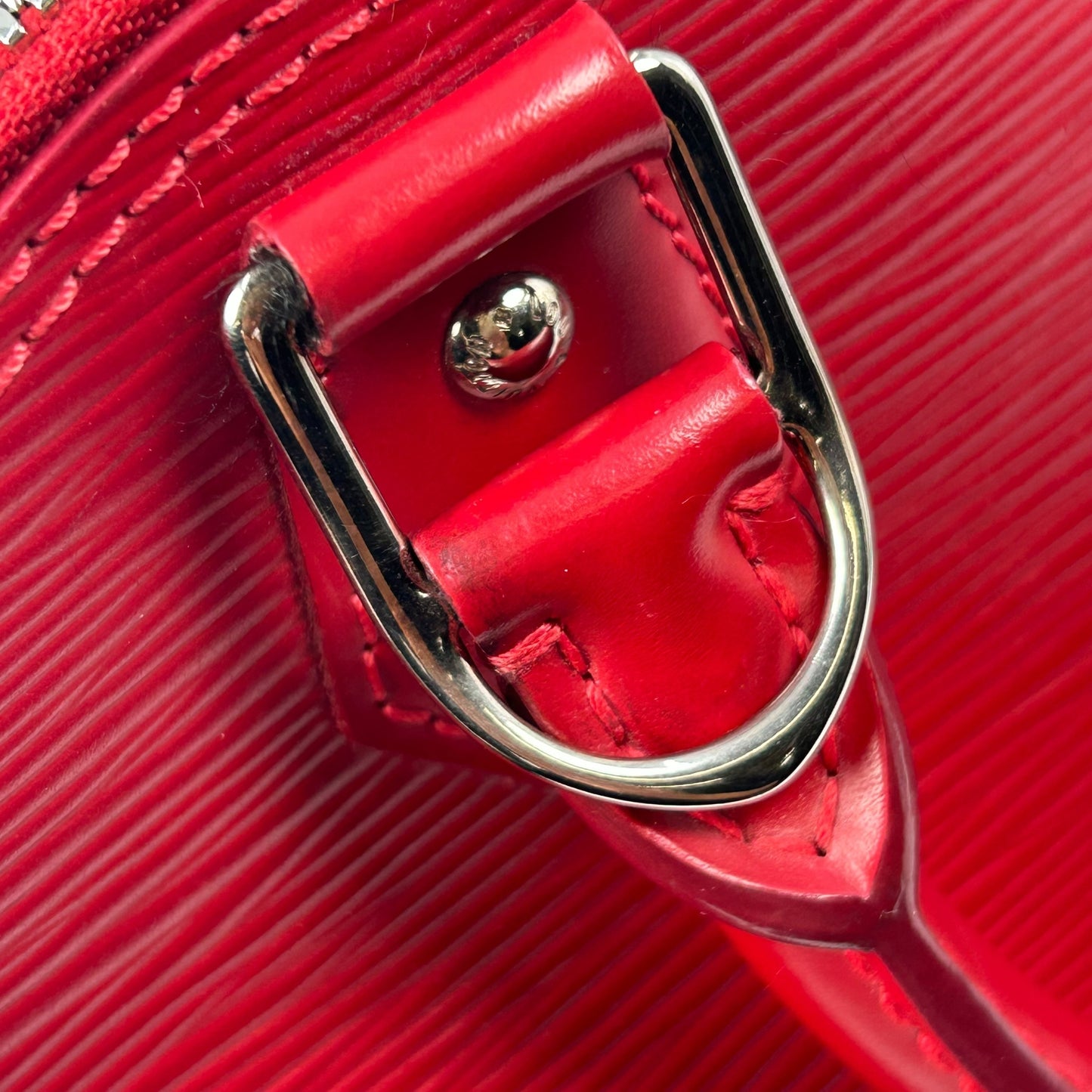 Louis Vuitton Epi Alma BB - Red