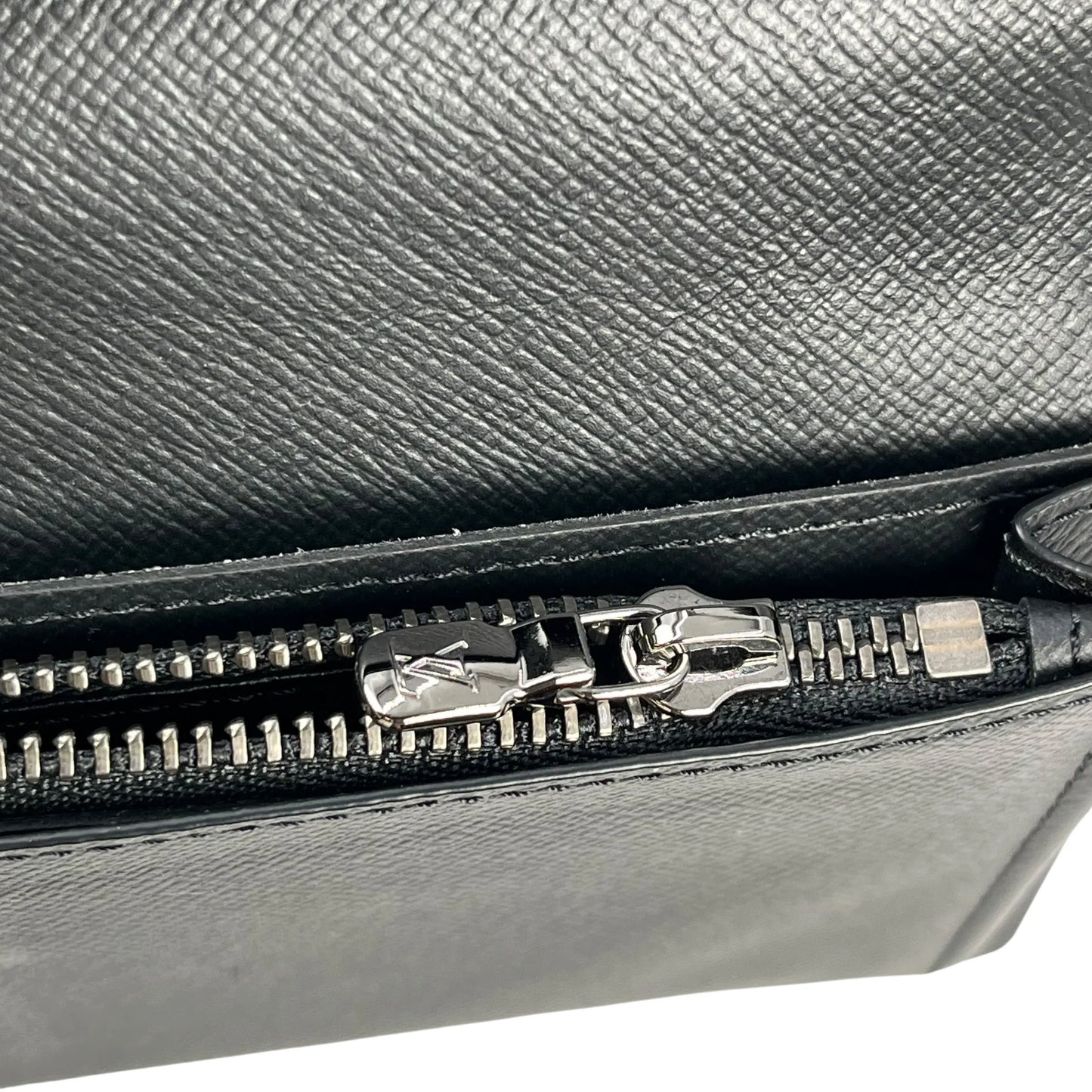 Louis Vuitton Monogram Eclipse Canvas Long Wallet - Black