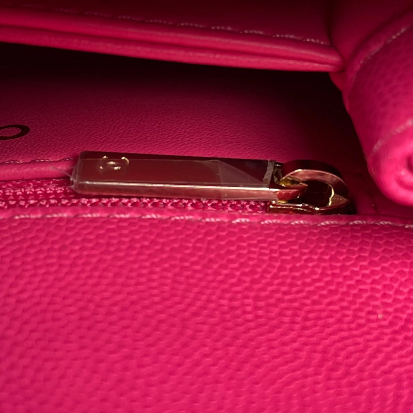 CHANEL Coco Handle 19XXS Caviar Skin Hand Bag - Pink