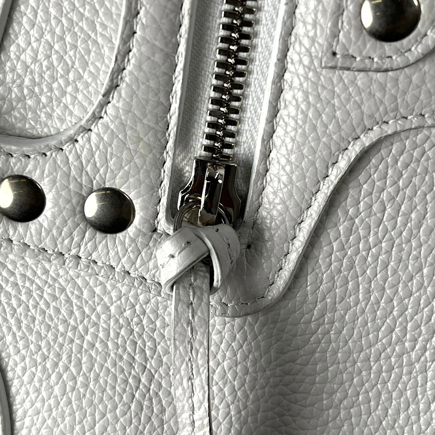 Balenciaga Neo Classic City Hand Bag - White