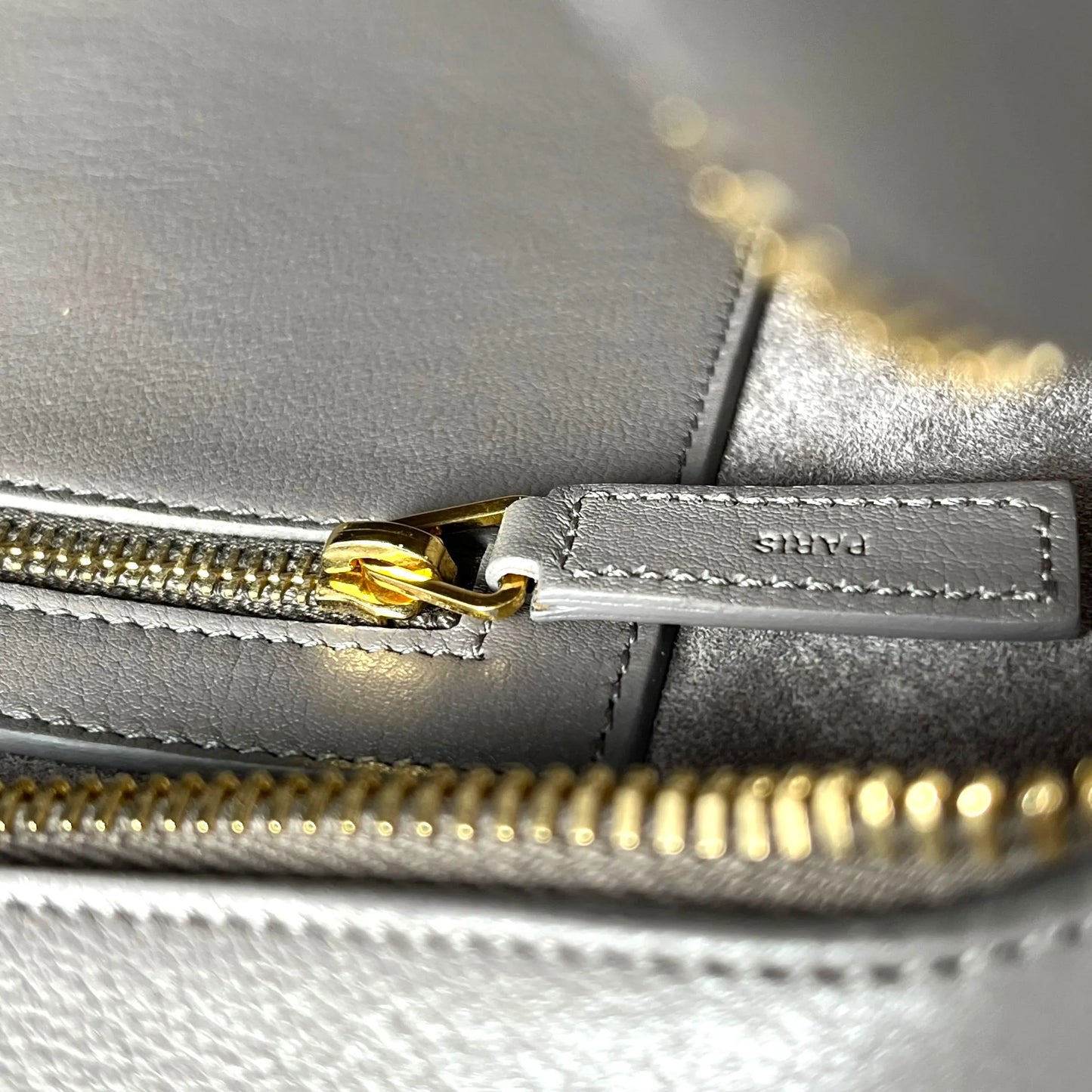 Saint Laurent Cabas Leather Hand Bag - Gray