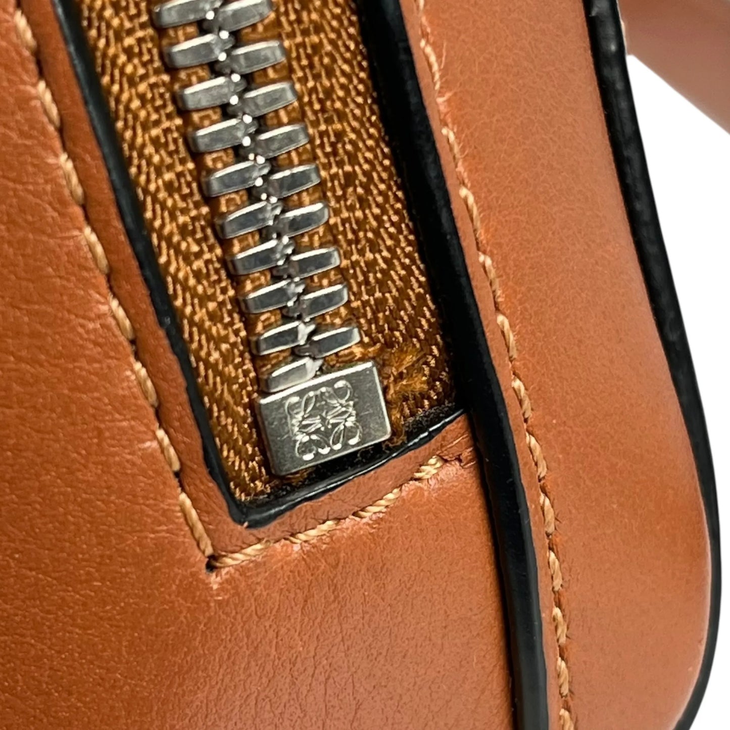 LOEWE Box Shoulder Bag Calfskin - Brown