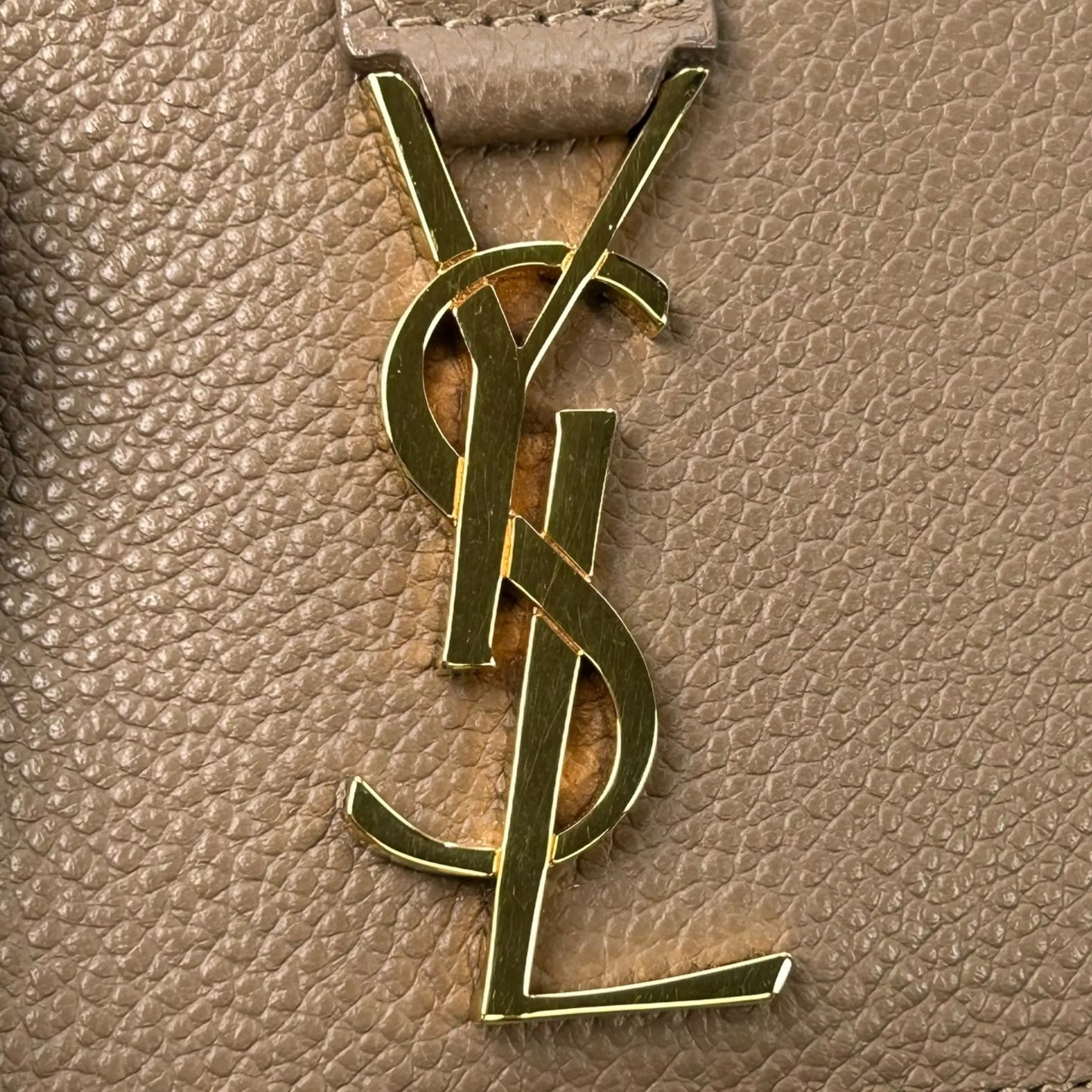 Saint Laurent YSL Zippy Compact Wallet - Beige