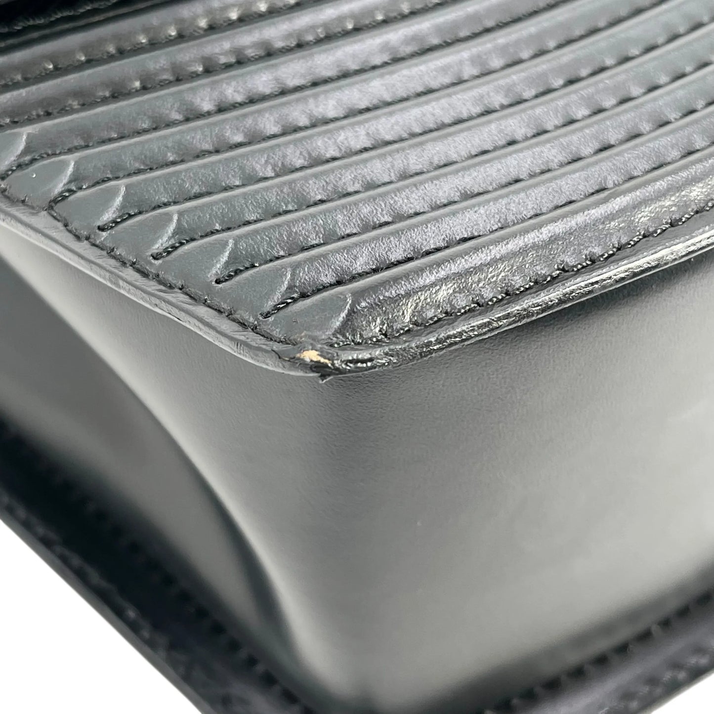 Louis Vuitton Tlisitt Epi Leather Shoulder Bag - Black