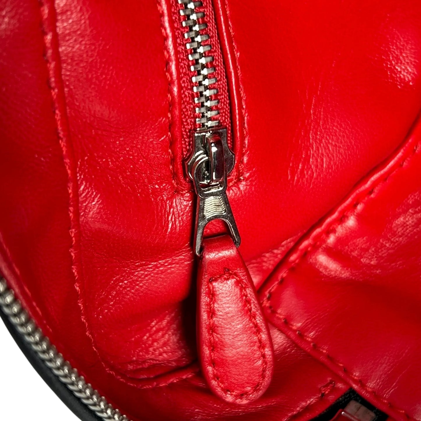 BALENCIAGA Triangle Leather Chain Shoulder Bag - Black