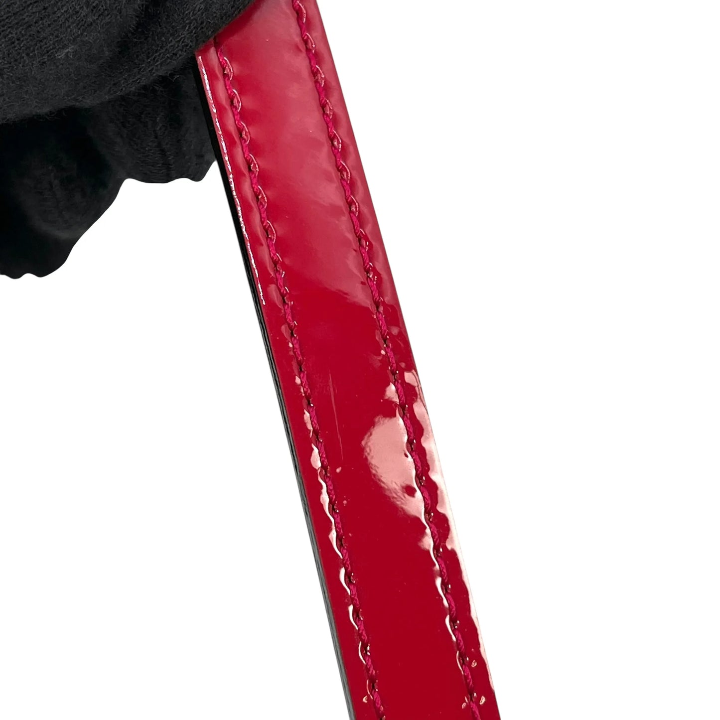 LOUIS VUITTON Vernis Shoulder Strap - Red