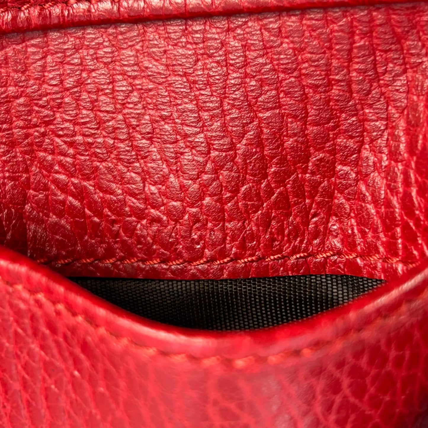 GUCCI GG Marmont Leather Trifold Compact Wallet - Red