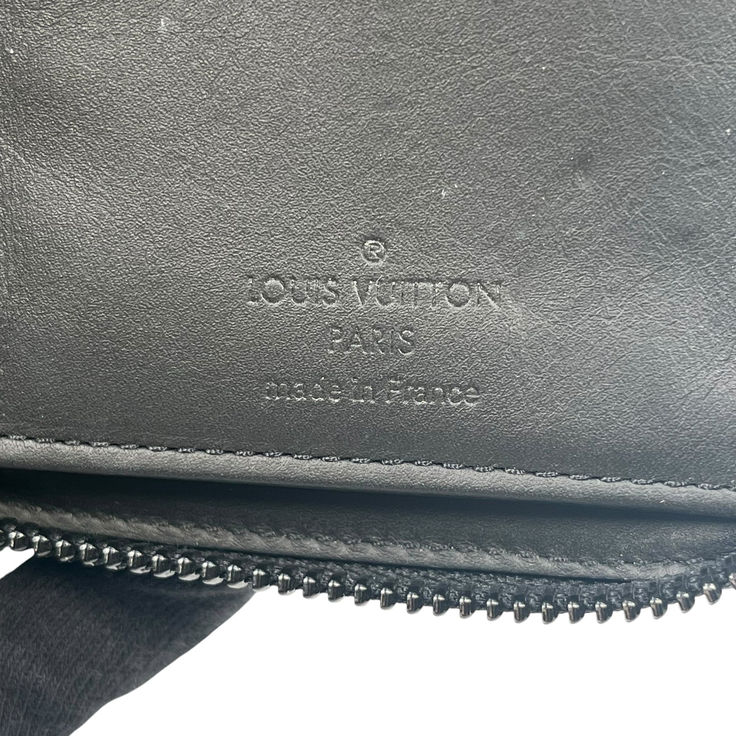 Louis Vuitton Zippy Long Wallet Vertical - Black