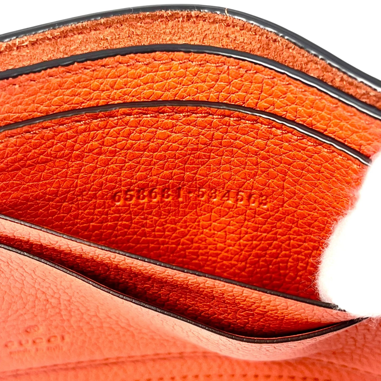 GUCCI GG Logo Embossed Compact Wallet - Orange