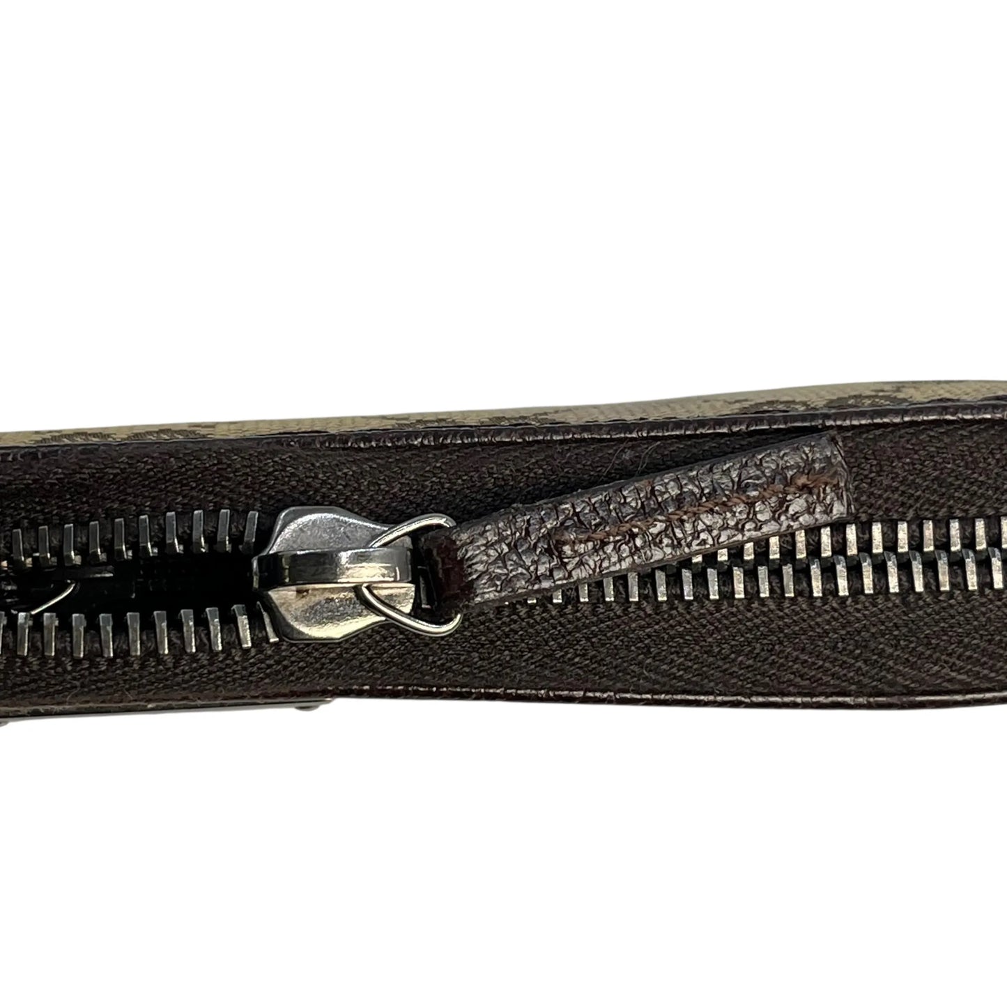 GUCCI Guccissima Round Zipper Long Wallet - Brown