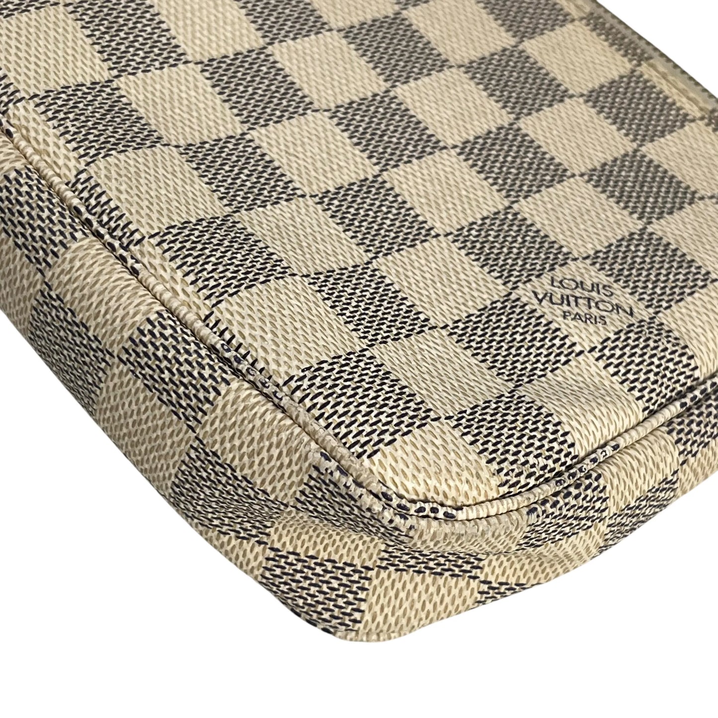 Louis Vuitton Damier Azur Pochette Accessories Pouch - White