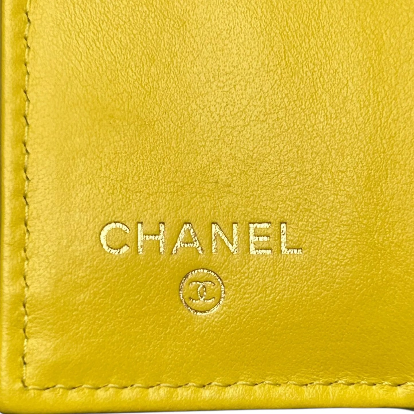 CHANEL Materasse Small Compact Wallet - Yellow