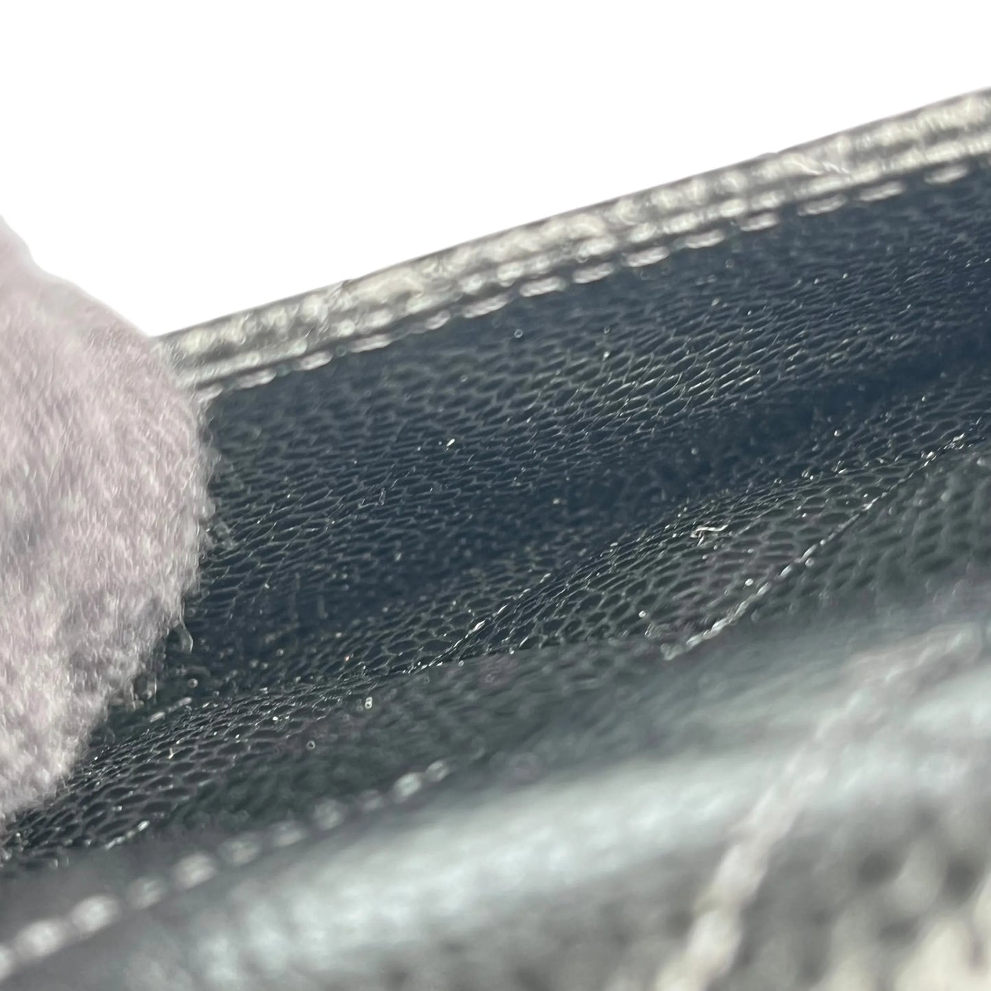 CHANEL Materasse Classic Caviarskin - Black