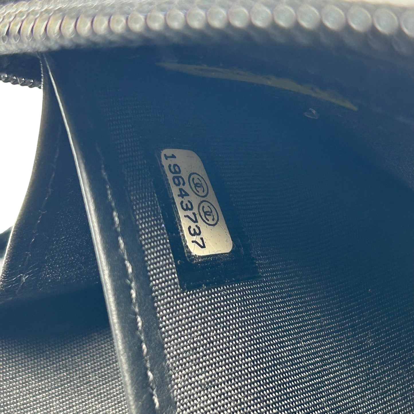 CHANEL Cocomark Caviar skin Zip longwallet