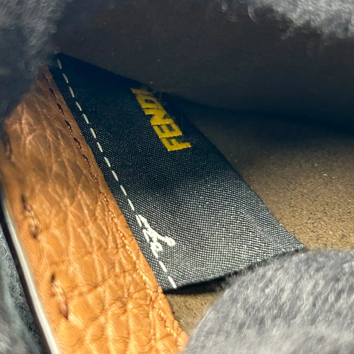FENDI Selleria Compact Wallet - Brown