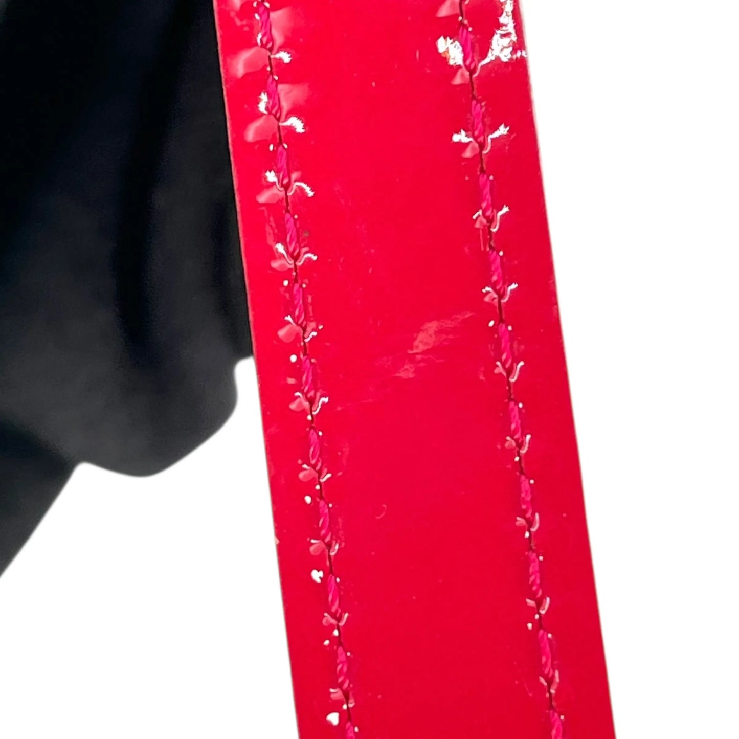 LOUIS VUITTON Vernis Shoulder Strap - Red