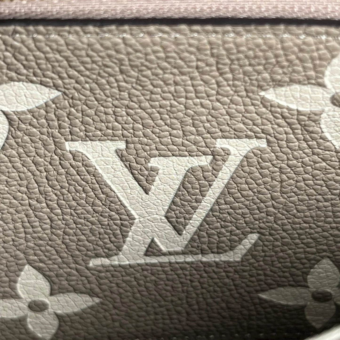 LOUIS VUITTON Pochette Felicie Monogram Empreinte Chain Wallet - Beige