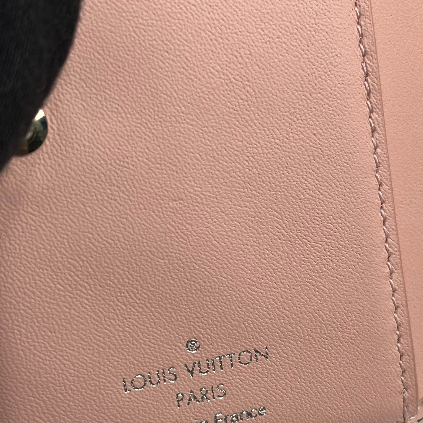 Louis Vuitton Portefeuille Clea Compact Wallet - White