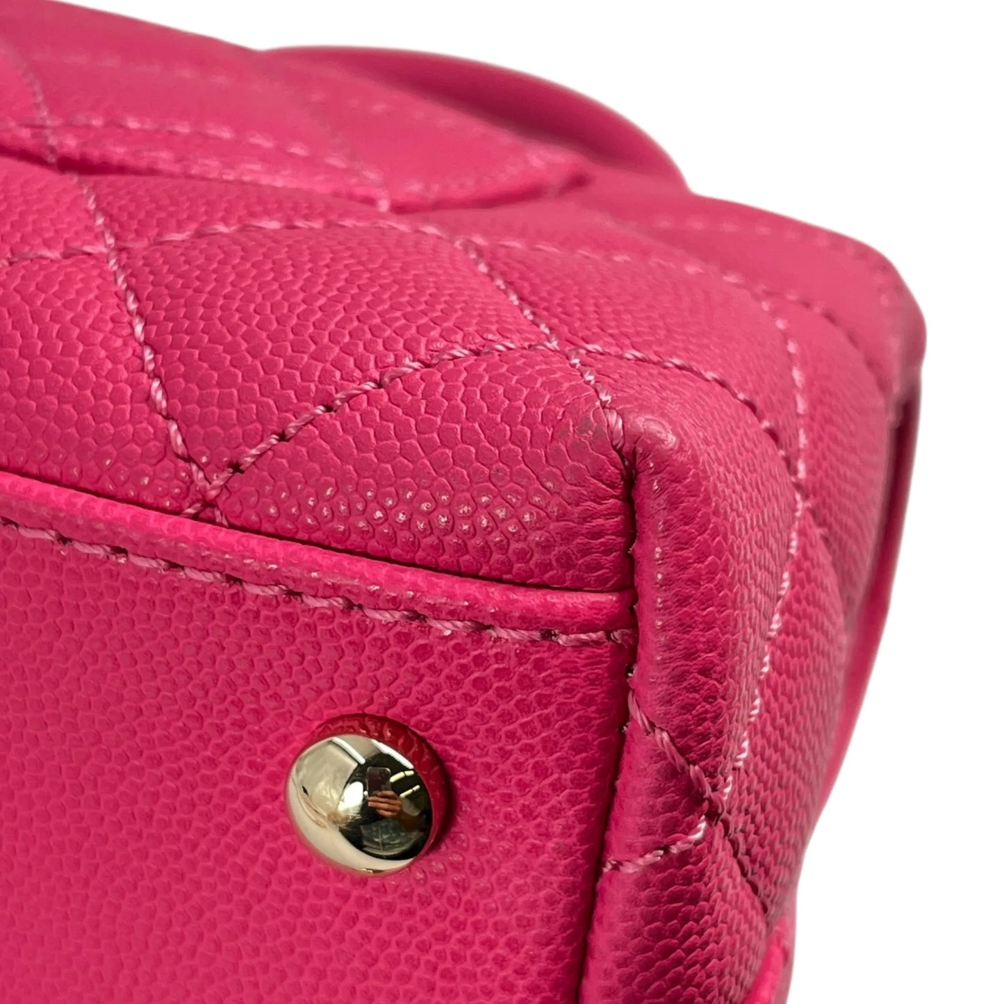 CHANEL Coco Handle 19XXS Caviar Skin Hand Bag - Pink