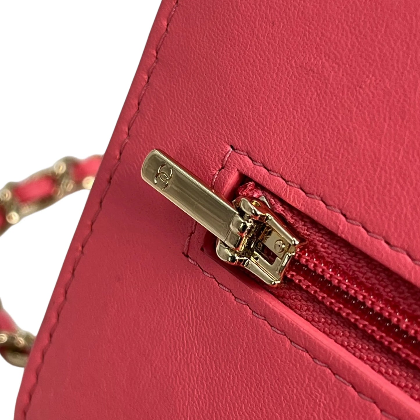 CHANEL Materasse Lamb Skin Chain Wallet - Pink