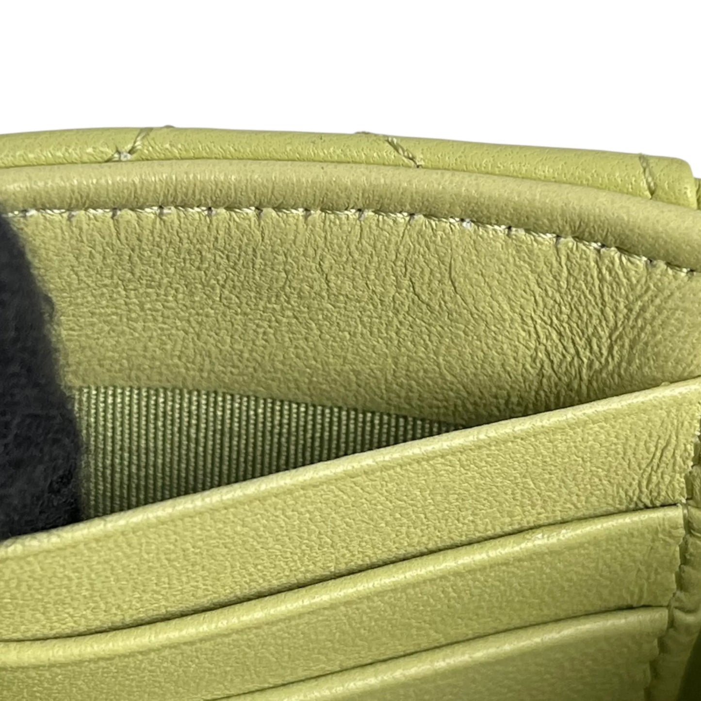 CHANEL Materasse Lambskin Card Case - Lime Yellow