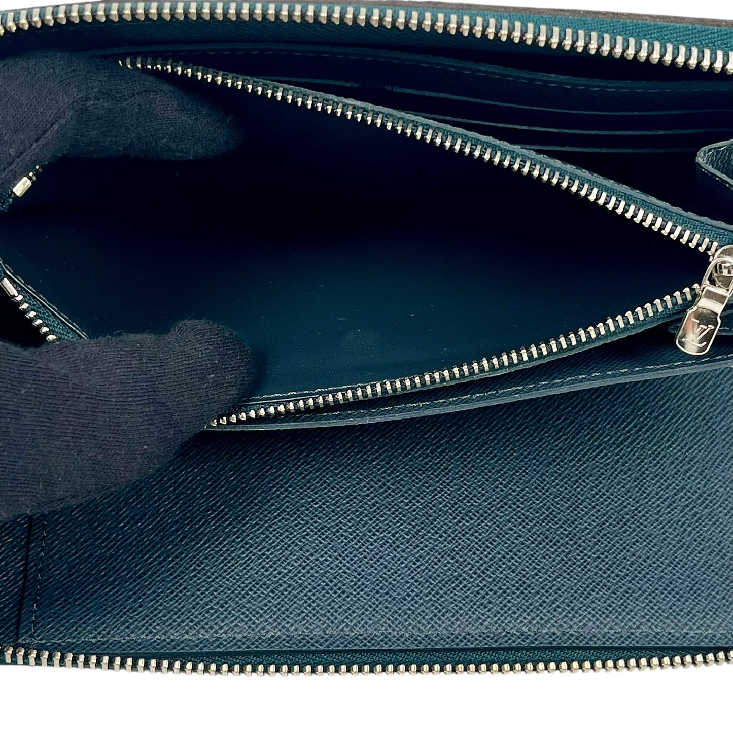 Louis Vuitton Epi Zippy Organizer Long Wallet - Black Blue
