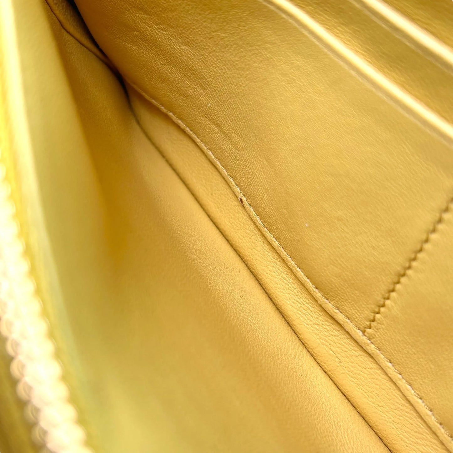 MIUMIU Materasse Long Wallet - Yellow
