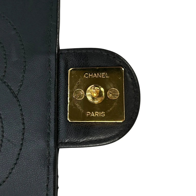 CHANEL Matelasse Lambskin Chain Shoulder Bag - Black