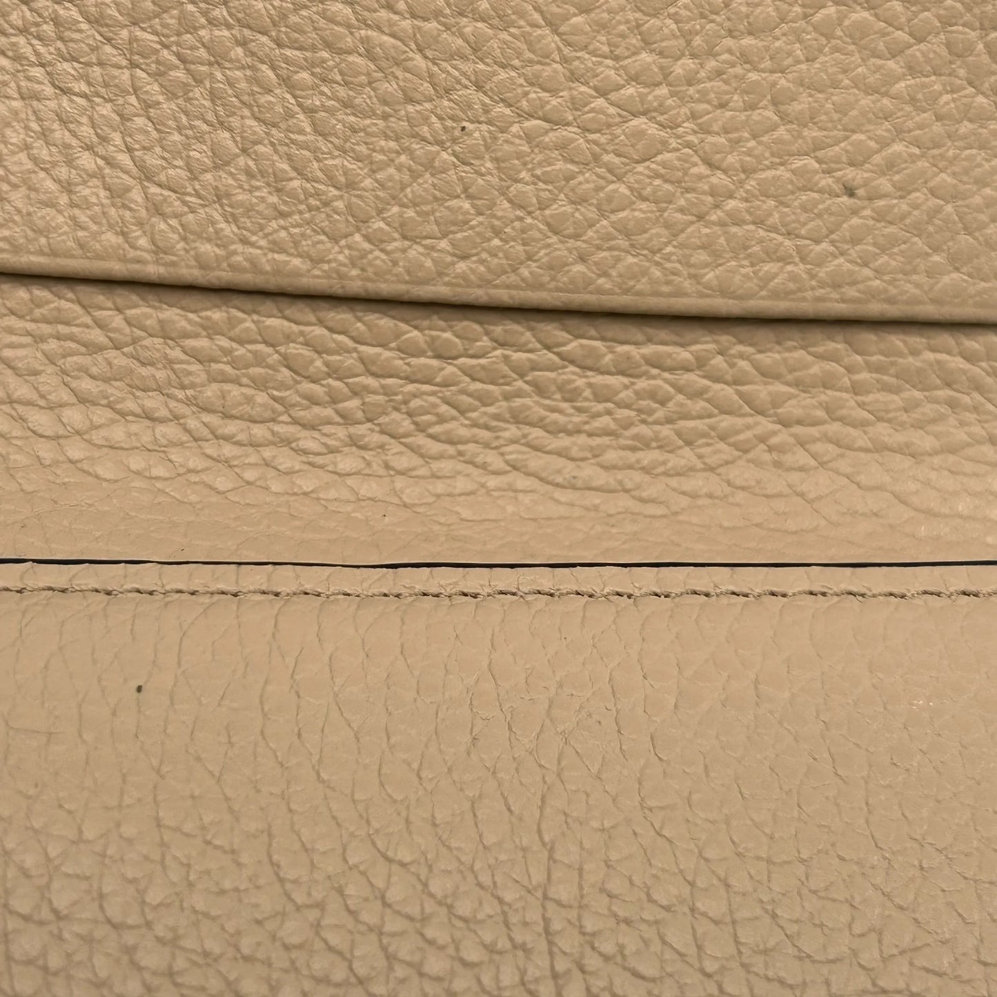 Chloé Alphabet Tri-Fold Compact Wallet - Beige