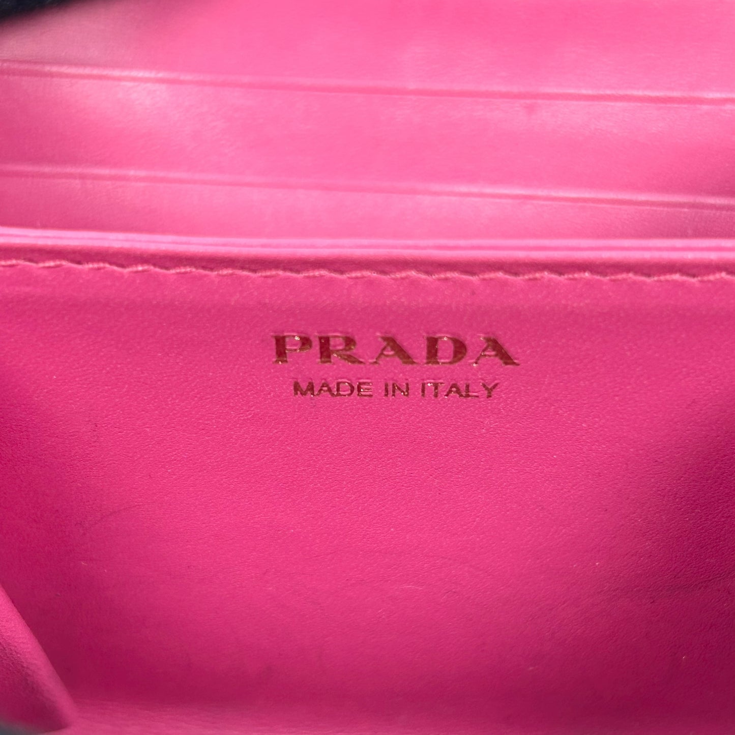PRADA Round Zip Compact Wallet Coin Purse - Pink